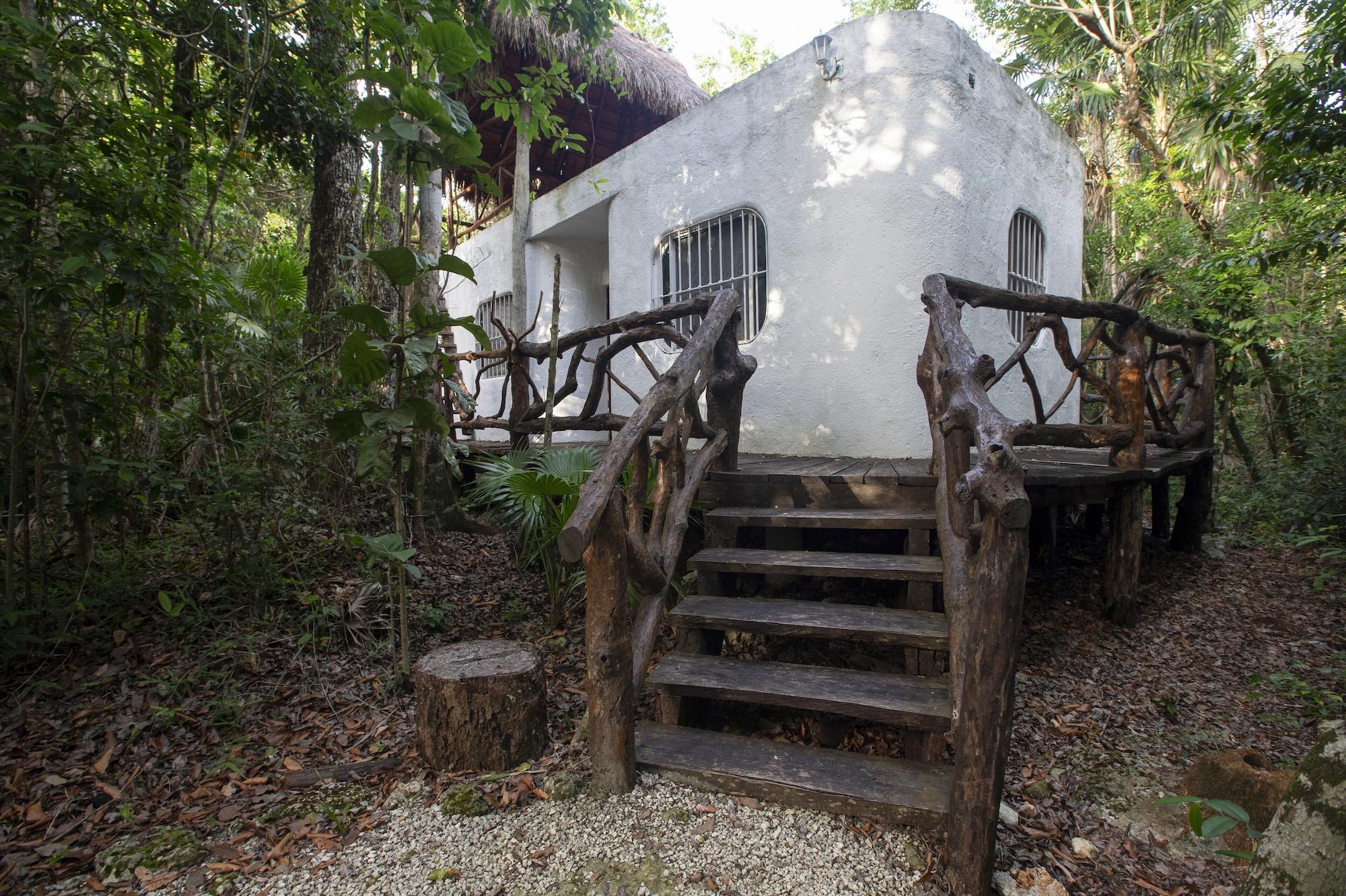 Jolie Jungle Eco Hotel (Adults Only) Leona Vicario Bagian luar foto