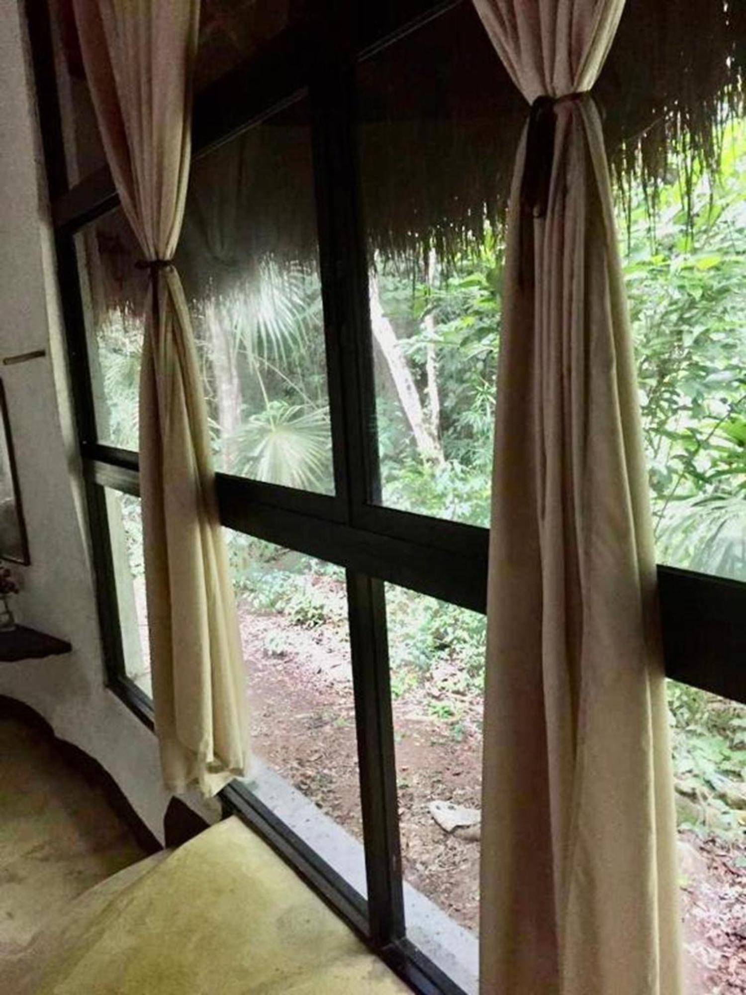 Jolie Jungle Eco Hotel (Adults Only) Leona Vicario Bagian luar foto