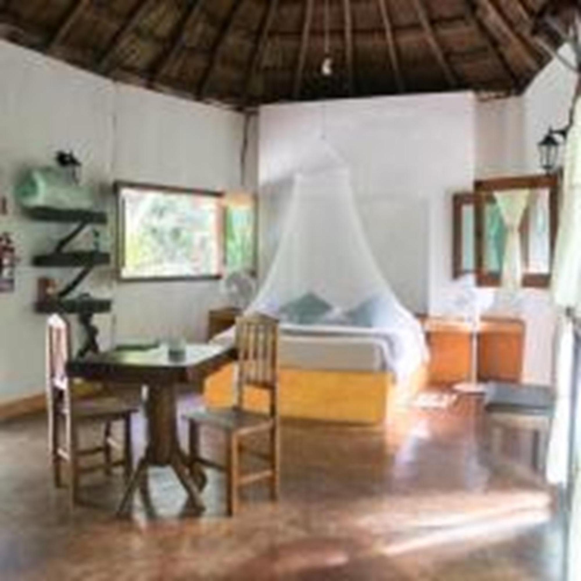 Jolie Jungle Eco Hotel (Adults Only) Leona Vicario Bagian luar foto